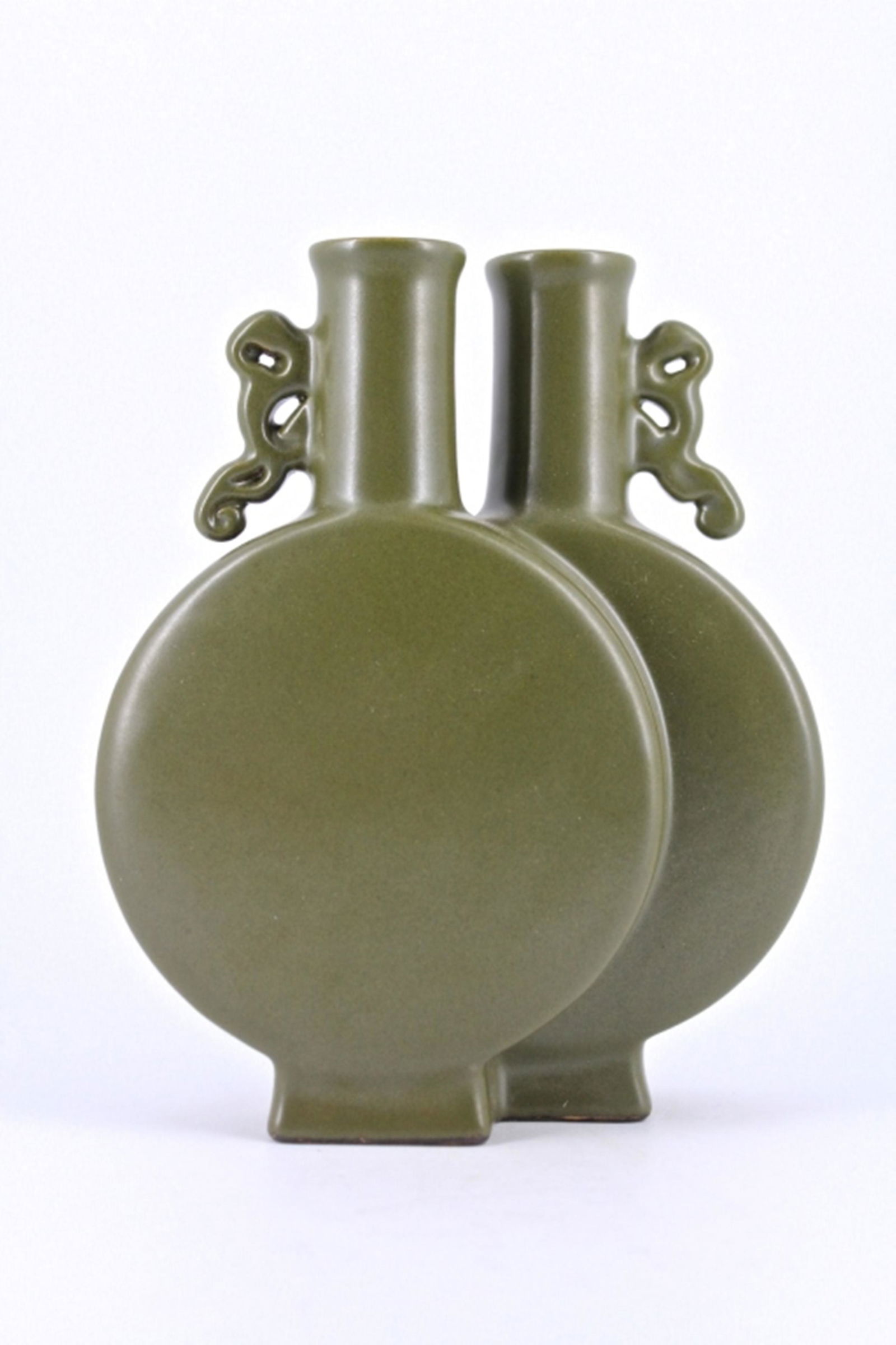 Tea Leaf Green Overlap Vase Qing Mark (1 of 6)