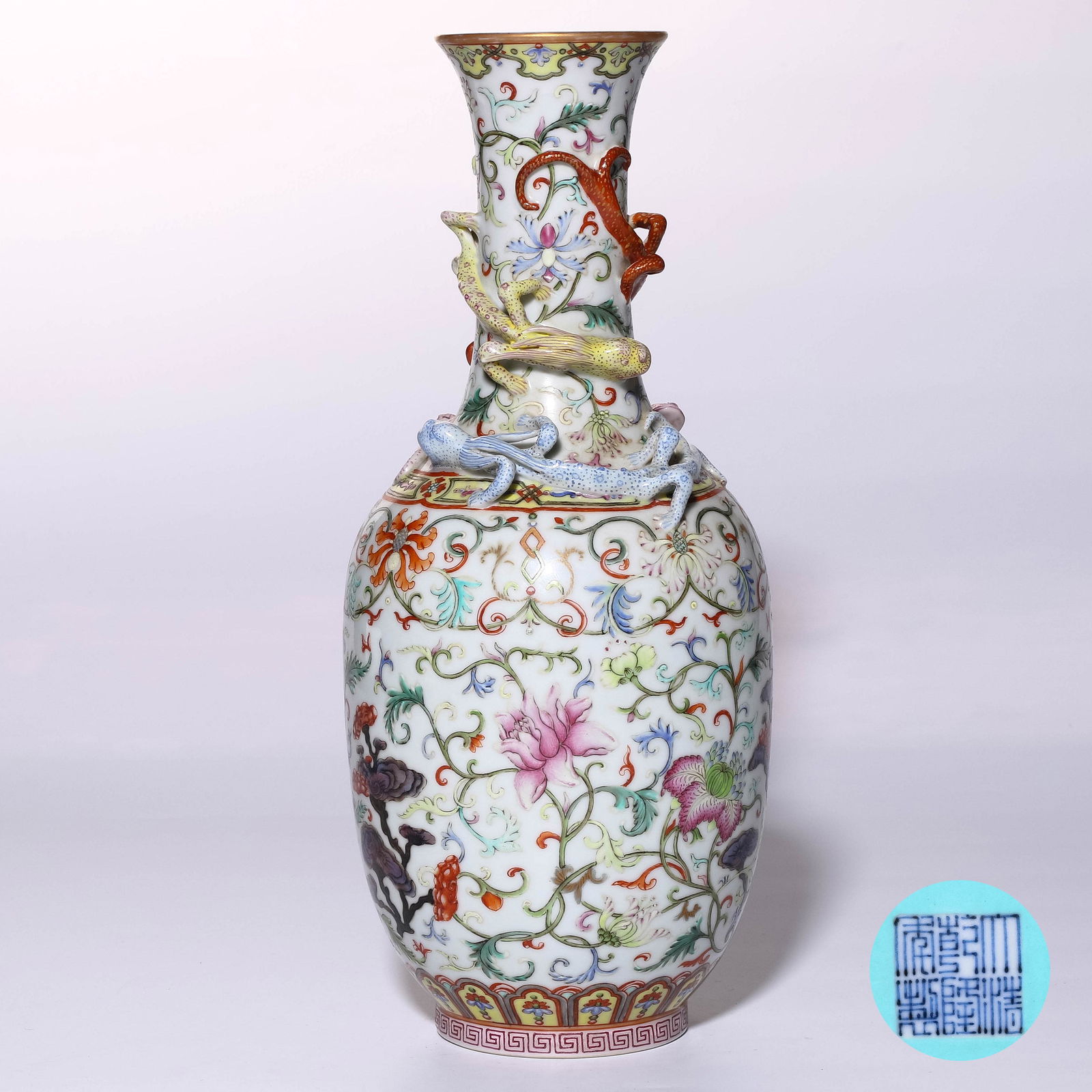 A Chinese Famille-Rose Porcelain Vase (1 of 11)