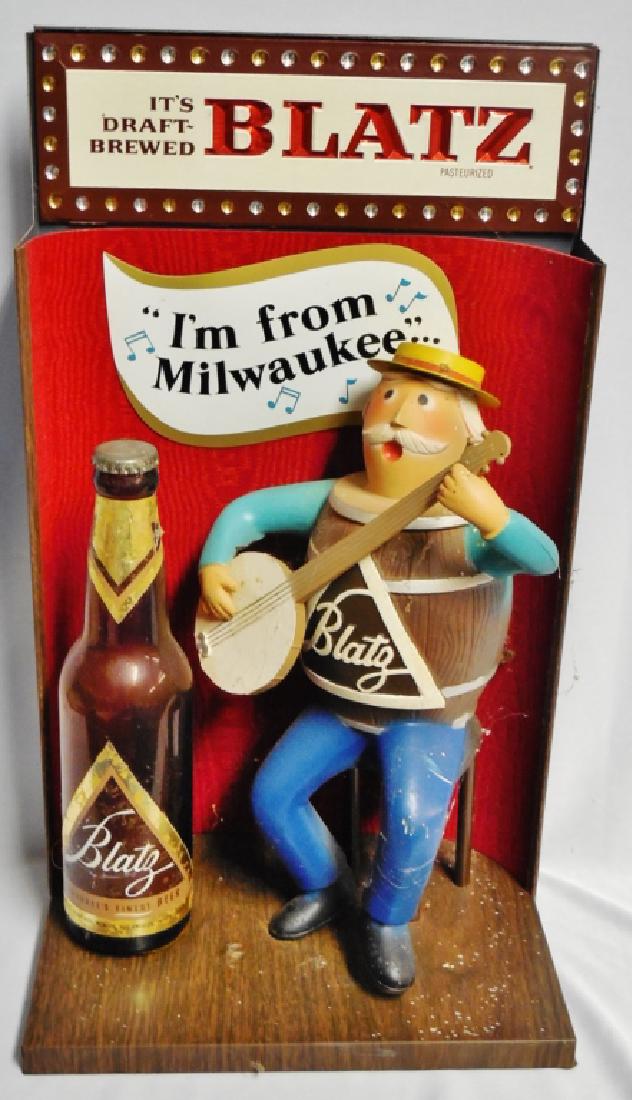 "Blatz" Barreled Banjo Player Beer Display (1 of 1)