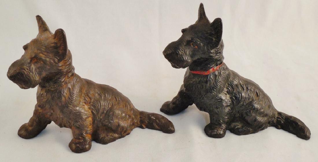 Lot of 2 Cast Iron Dog Doorstops Scottie's (1 of 2)