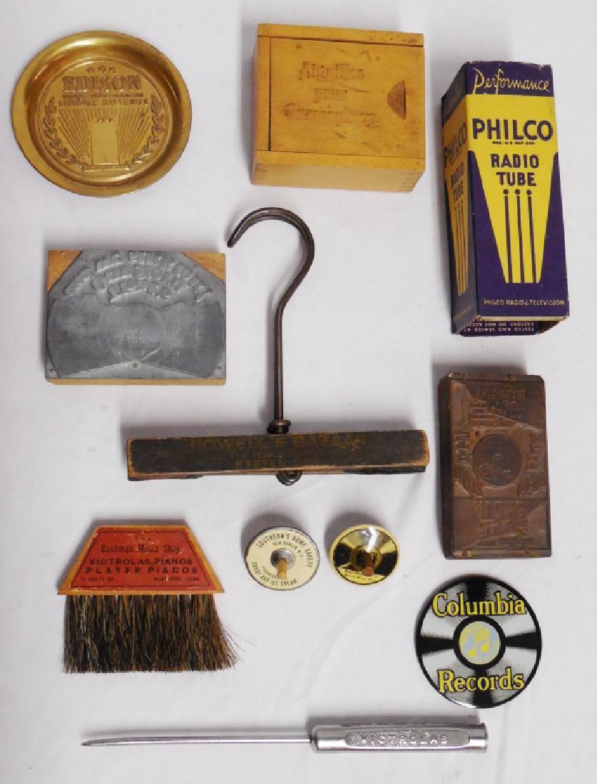 Miscellaneous Advertising Radio Lot: includes Victor, Edison, Columbia, etc.