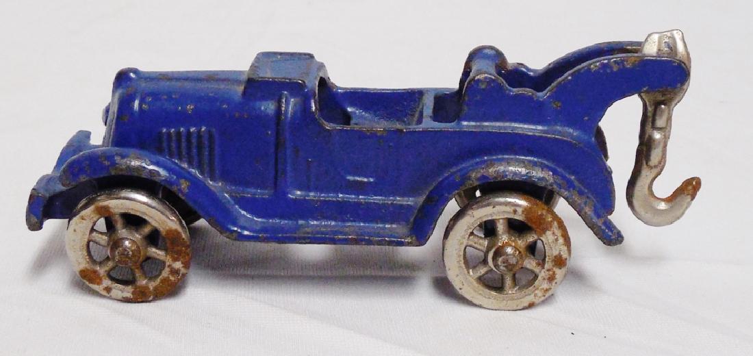 Cast Iron Tow Truck Marked 1952 5B: measures 5" L