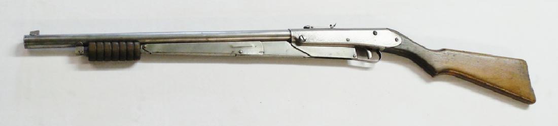 Daisy NO 25 Pump AIr Rifle: NOTE: HAS LOW PRESSURE