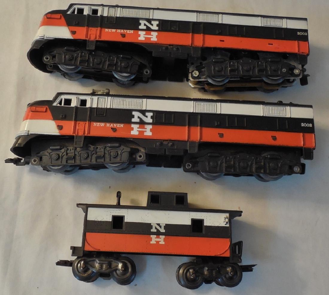 American Flyer New Haven 2002 Diesel Engine: engine and dummy and caboose