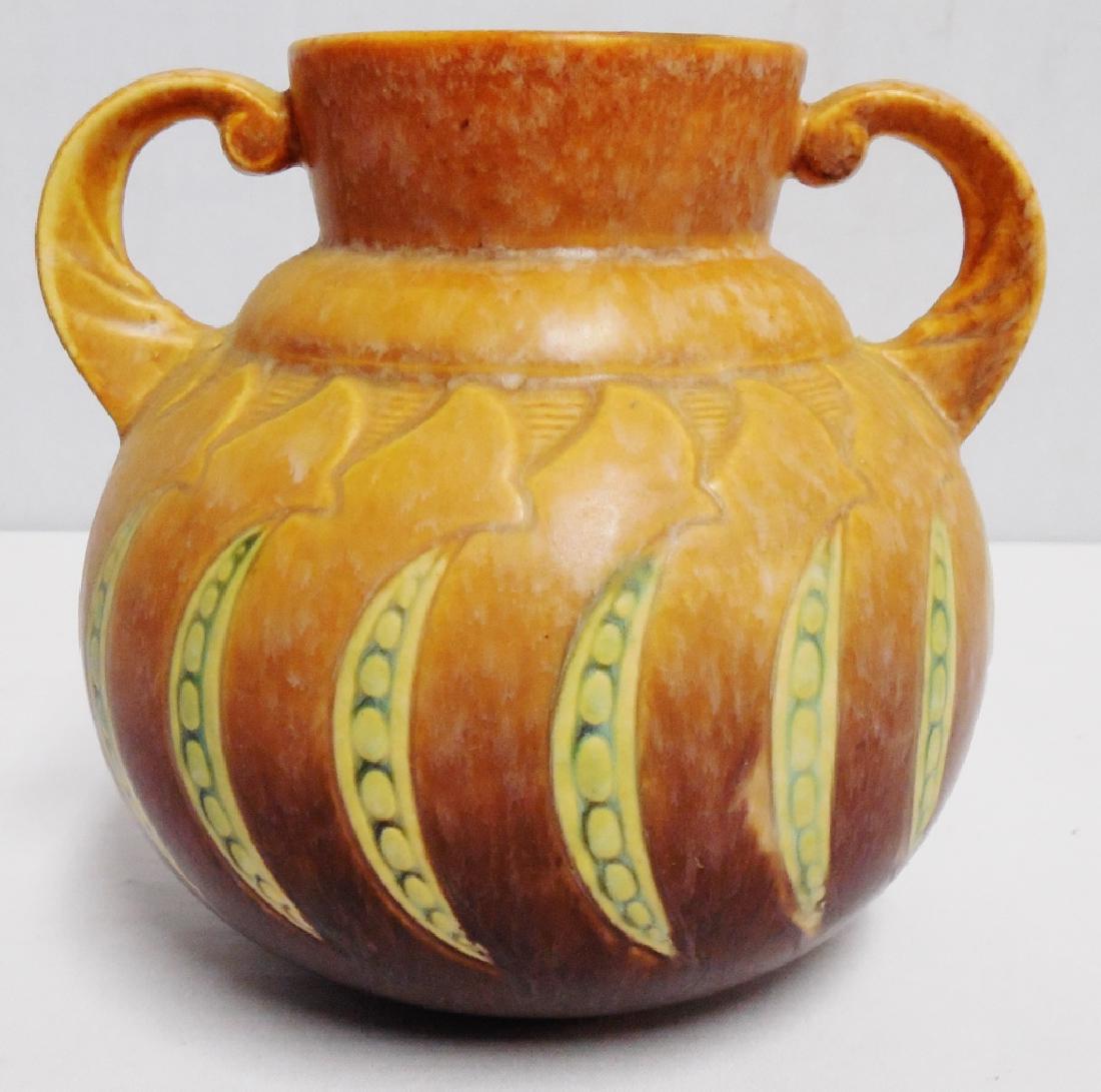 Roseville Falline Vase (1 of 3)