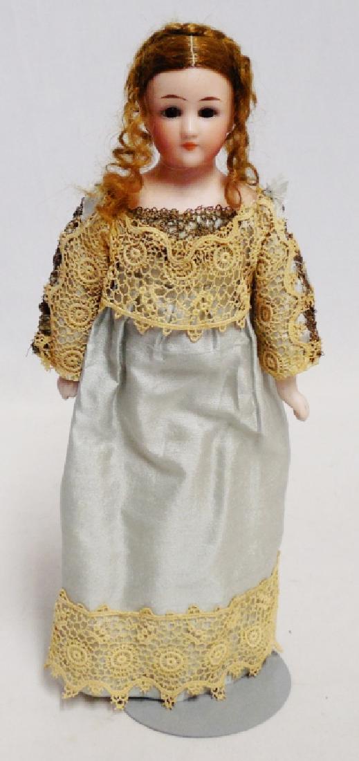 Simon and Halbig Bisque Shoulder Head Doll (1 of 4)