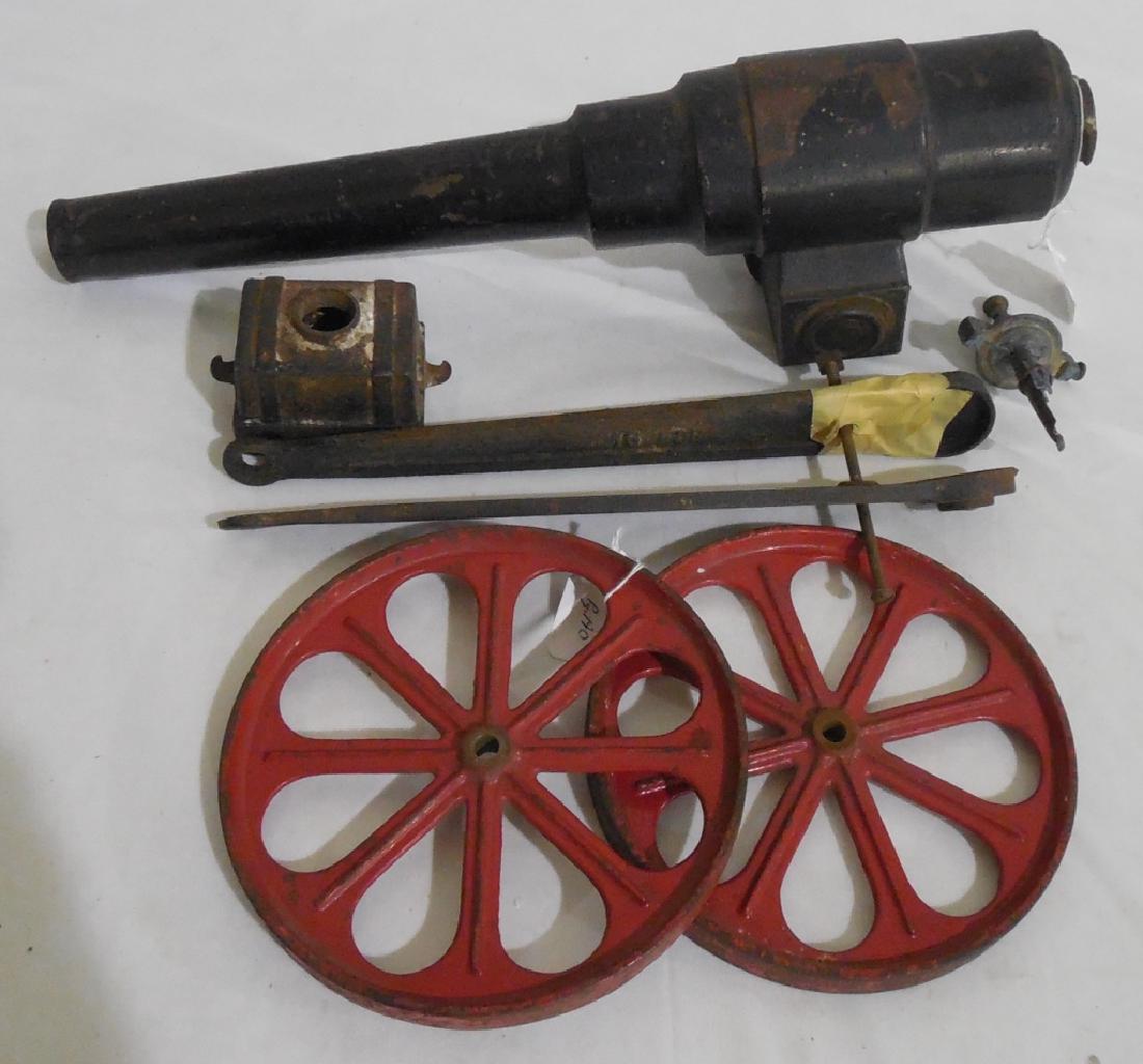 16F Siege Field Gun: Broken sparker and drag, needs assembled