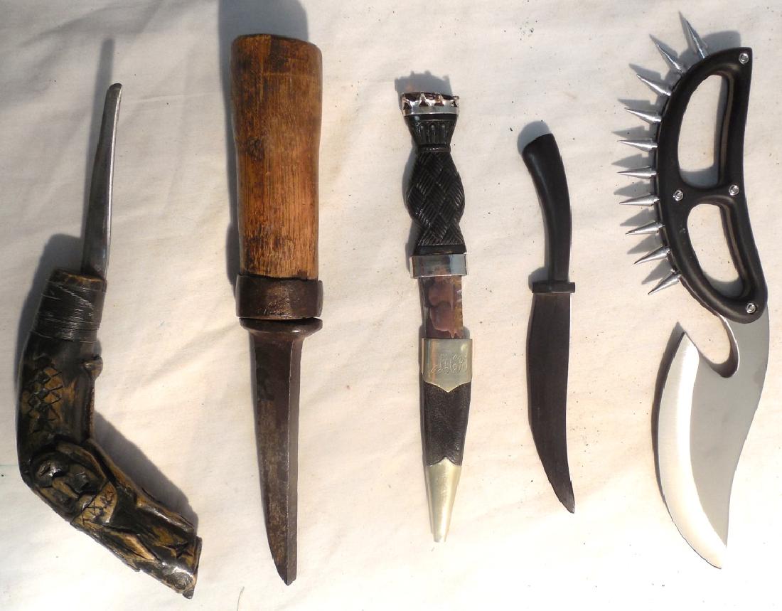 Mixed knives Hoof style with carved handle: dated 1917