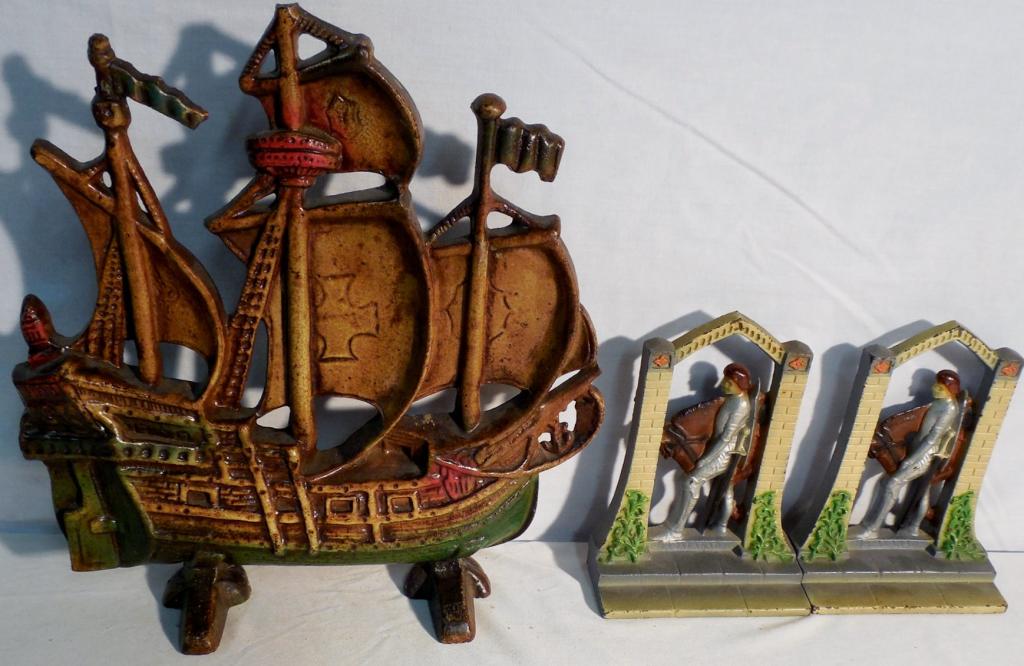 Sir Galahad bookends w/ Ship doorstop: Bookends are 6 inches tall / ship is 11 inches tall some paint chipping on ship see photos