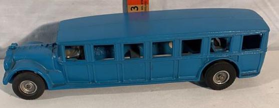 Arcade Fageol Safety Coach: Some restoration cast-iron see photos