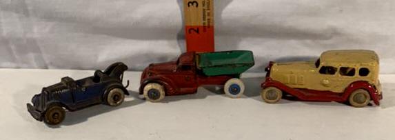 3 Cast-iron Toy Cars: Tow truck, Dump truck and Car