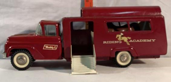 Buddy L Riding Academy Truck: Used 2 Horses 1 damaged as is missing part of roof see photos some rust