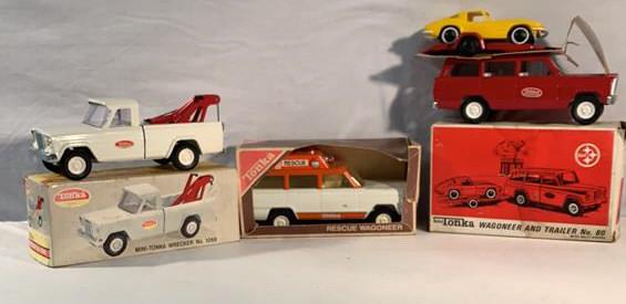 3 New in the Box Mini-Tonka: 1 Mini Tonka Wercker number 1068 1 Rescue Wagoneer 1 Wagoneer and Trailer No. 80 see photos