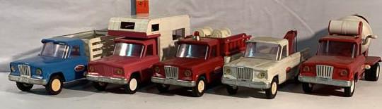 5 Tonka Mini Jeeps Mixed Lot: 1 Steak body 1 Camper 1 Fire Truck 1 Wrecker 1 Cement mixer. Used as is see photos