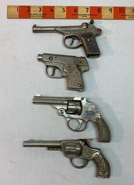 4 Cap Guns Sportsman sure shot champion and scout: Hubley, Champion, Kilgore and Stevens Used as is see photos