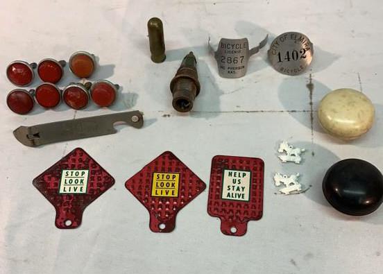 Mixed lot of Bicycle license reflectors Shift (1 of 4)