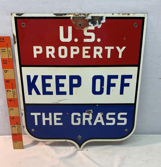 U.S. Property Keep Off The Grass porcelain sign (1 of 4)