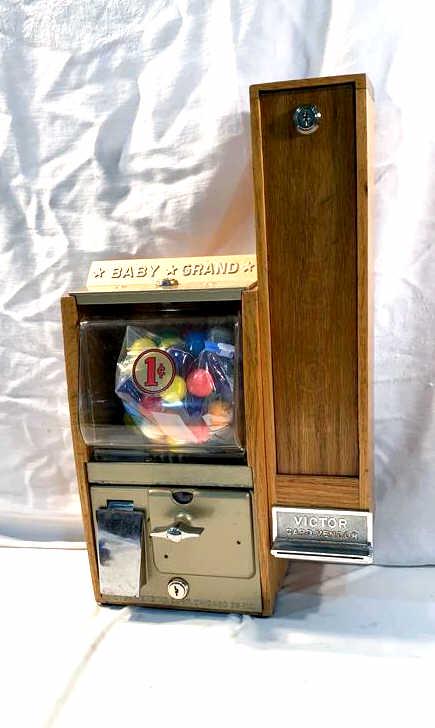 Baby Grand with Victor Card Vendor: With Key 18 1/2 inches Tall Used as is see photos