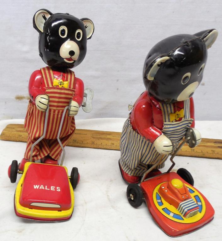 2 Tin Litho Wales wind-up Bears: Work used see photos
