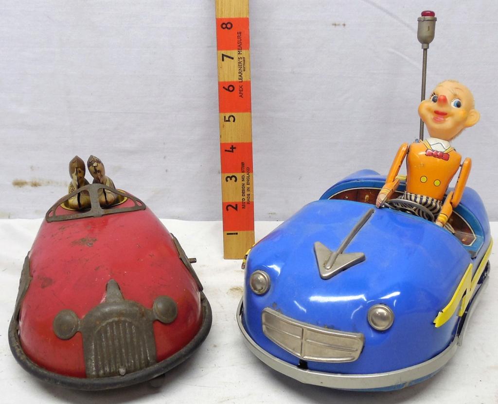 2 Tin Litho Cars Bumper Car & # 8 Race Car: Battery operated used see photos