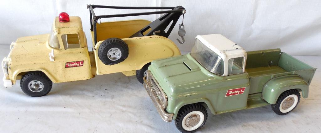 2 Buddy L Trucks Tow Truck and Pickup Truck: Used see photos