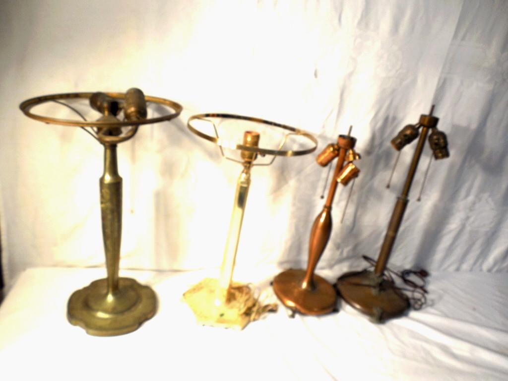 Lot of 4 Pairpoint Lamps 4 Motifs: Approx.17'' Tall Used As is