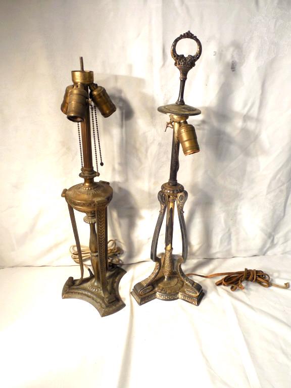 2 Pairpoint Lamps: 1 missing a socket Approx. 24'' Tall