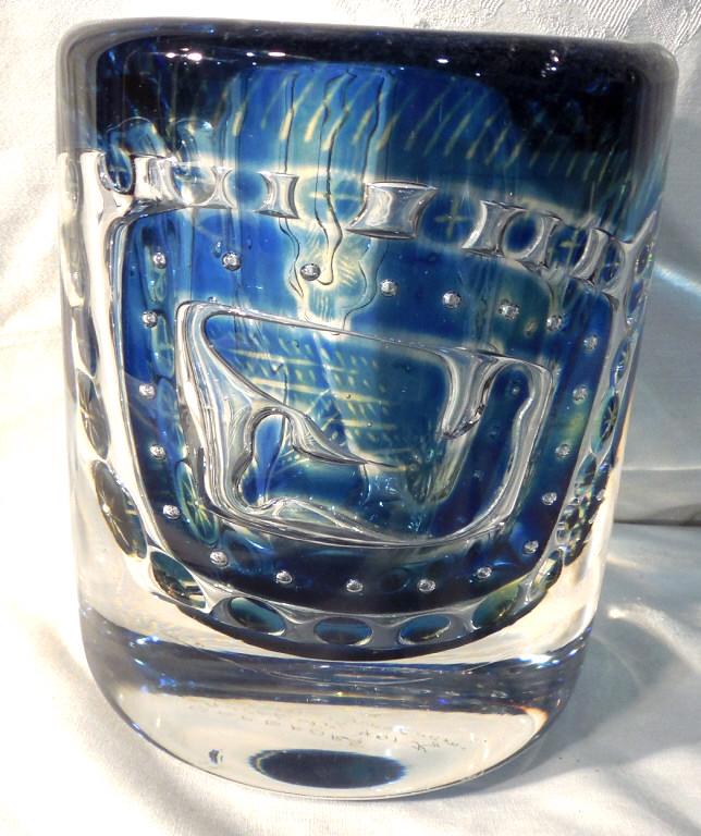 Orrefors Ariel Art Glass Edvin Ohlstrom: signed on bottom Orrefors Ariel 401K Edvin Ohlstrom the main design is a Dove