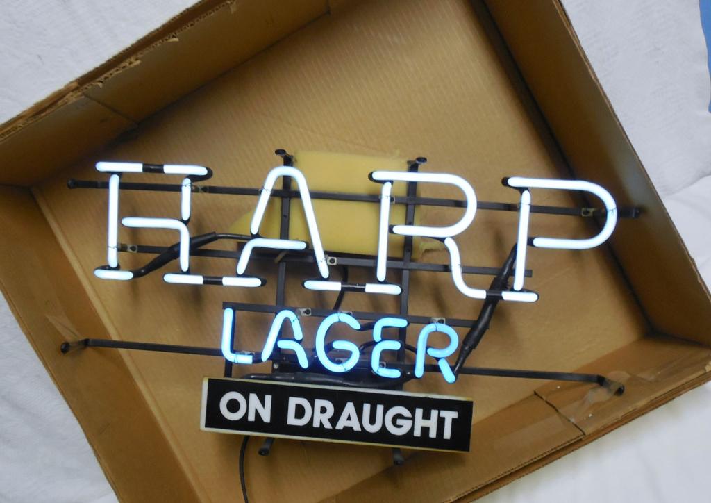 Neon Light Harp Lager (1 of 1)