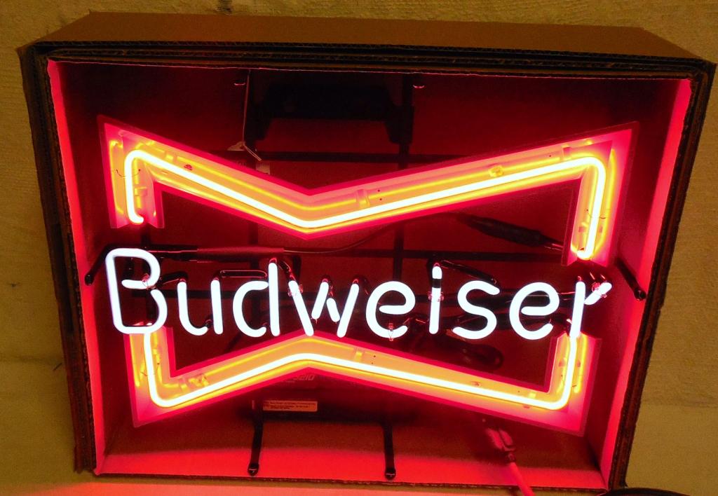 Neon Light Budweiser Bowtie (1 of 1)