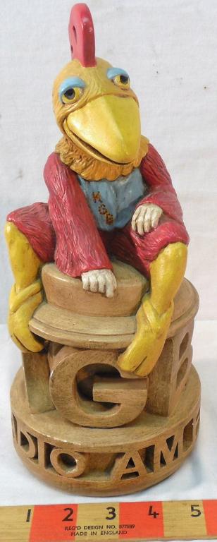 K.G.B. Radio AM - FM Chicken: San Diego 12in. Tall Plaster used as is see photos