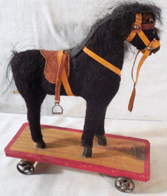 German Horse Pull toy - 9" x 7" (1 of 3)