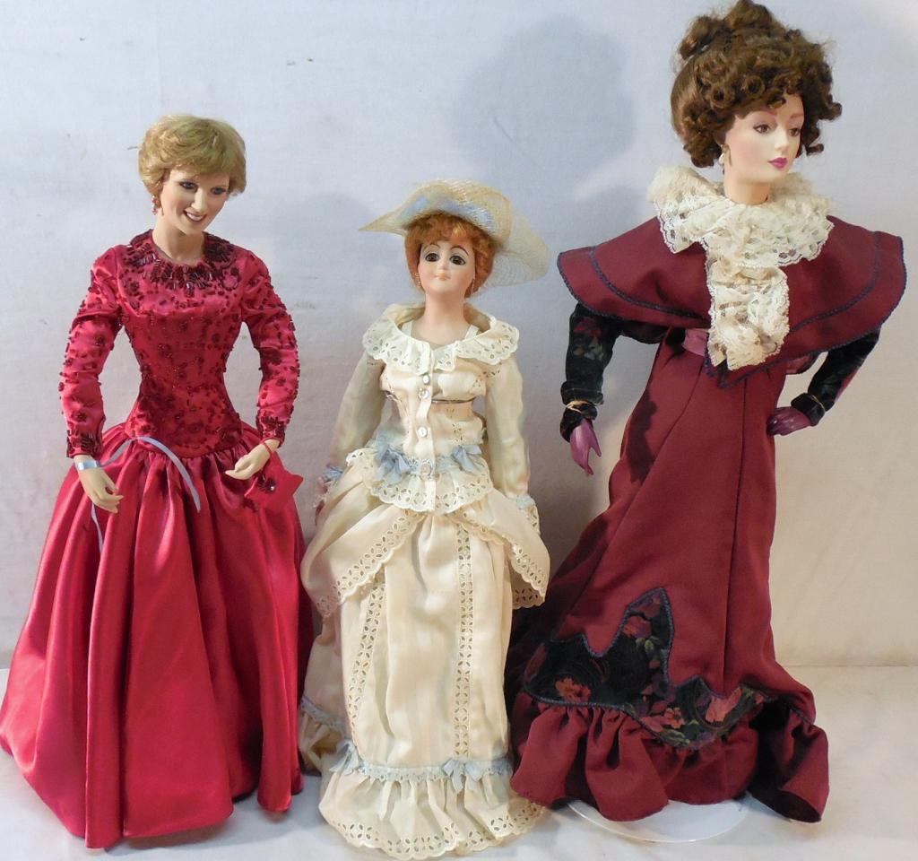 Lot of 3 Dolls- Princess Diana in red dress (1 of 11)