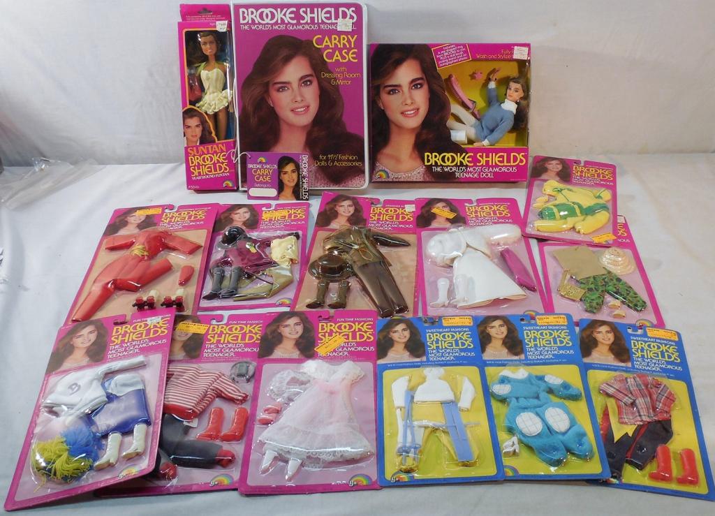Lot of 15 Pcs. Brooke Shields by LJN-2 Dolls/ (1 of 7)
