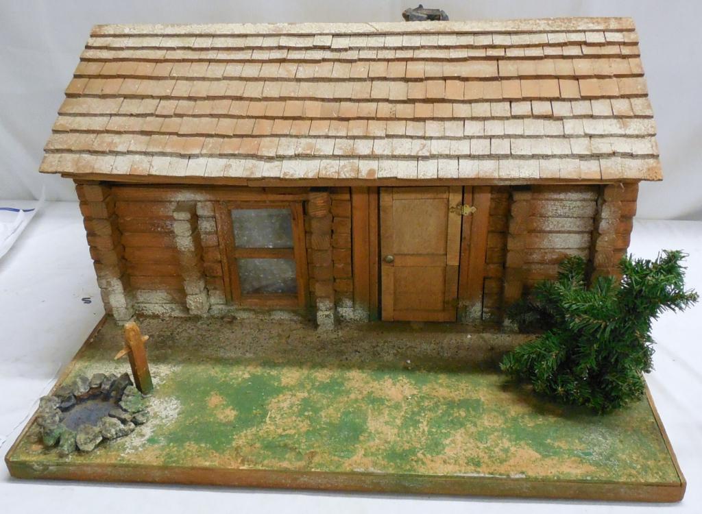Log Cabin Doll House w/2 Cows and 3 Sheep (1 of 8)