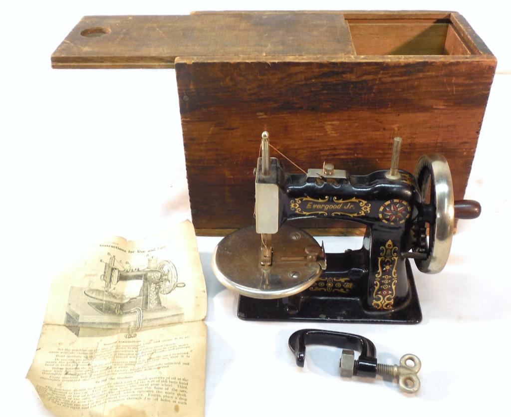 Evergood Jr. Sewing Machine W/Box-Cast metal-: As Is--See Photo