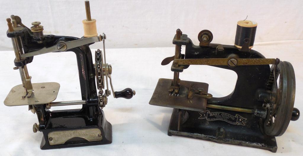 2 Heavy Cast Metal Sewing Machines (1 of 10)