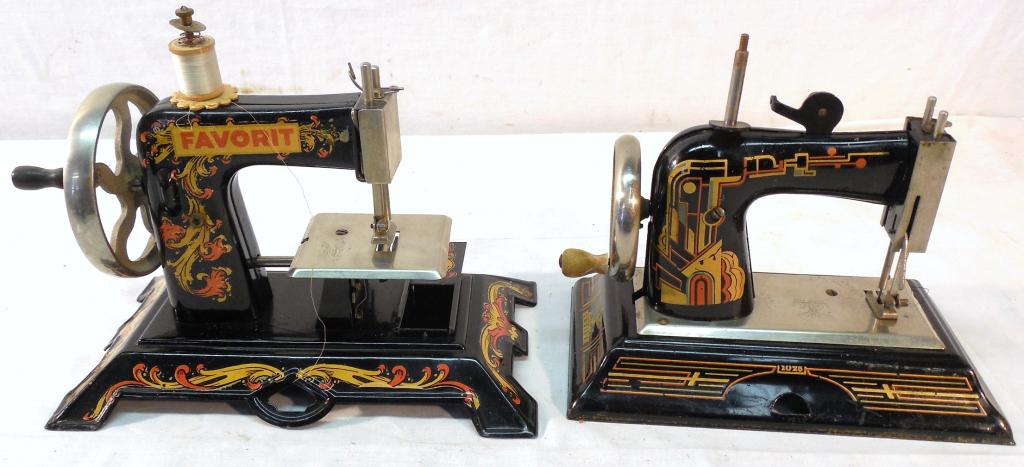 1 Casige/1 Favorit Sewing Machines: Made in Germany--As is-See Photo