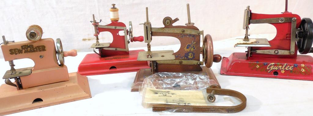 4 Tin Sewing Machines-2 Kayanee Sewmasters (1 of 16)