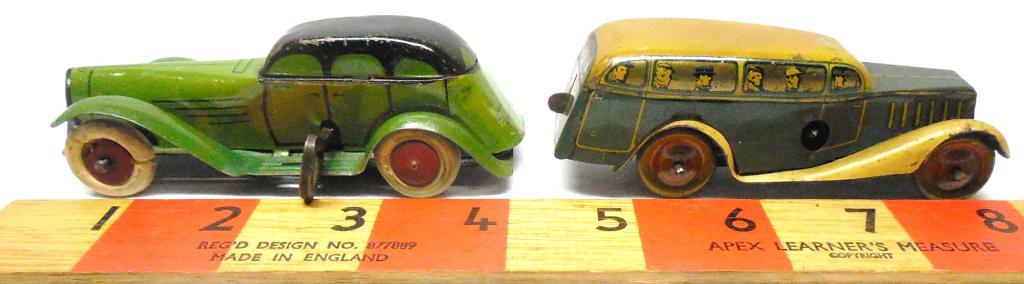 Lot of 2 Wind-Up Cars 1 Lindstrom / 1 Unmarked: Green=Lindstrom has key/ Unmarked =no key as is