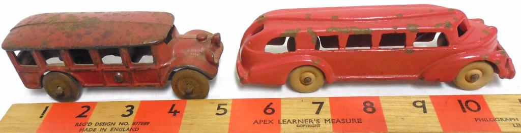 Pair of Cast Iron Buses: No names Rubber / Steel Wheels see photos