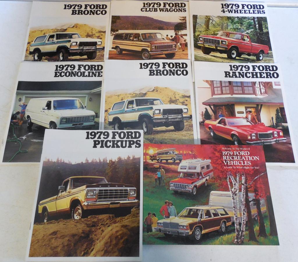 Brochures Approx.30 Ford Trucks / Vans (1 of 1)
