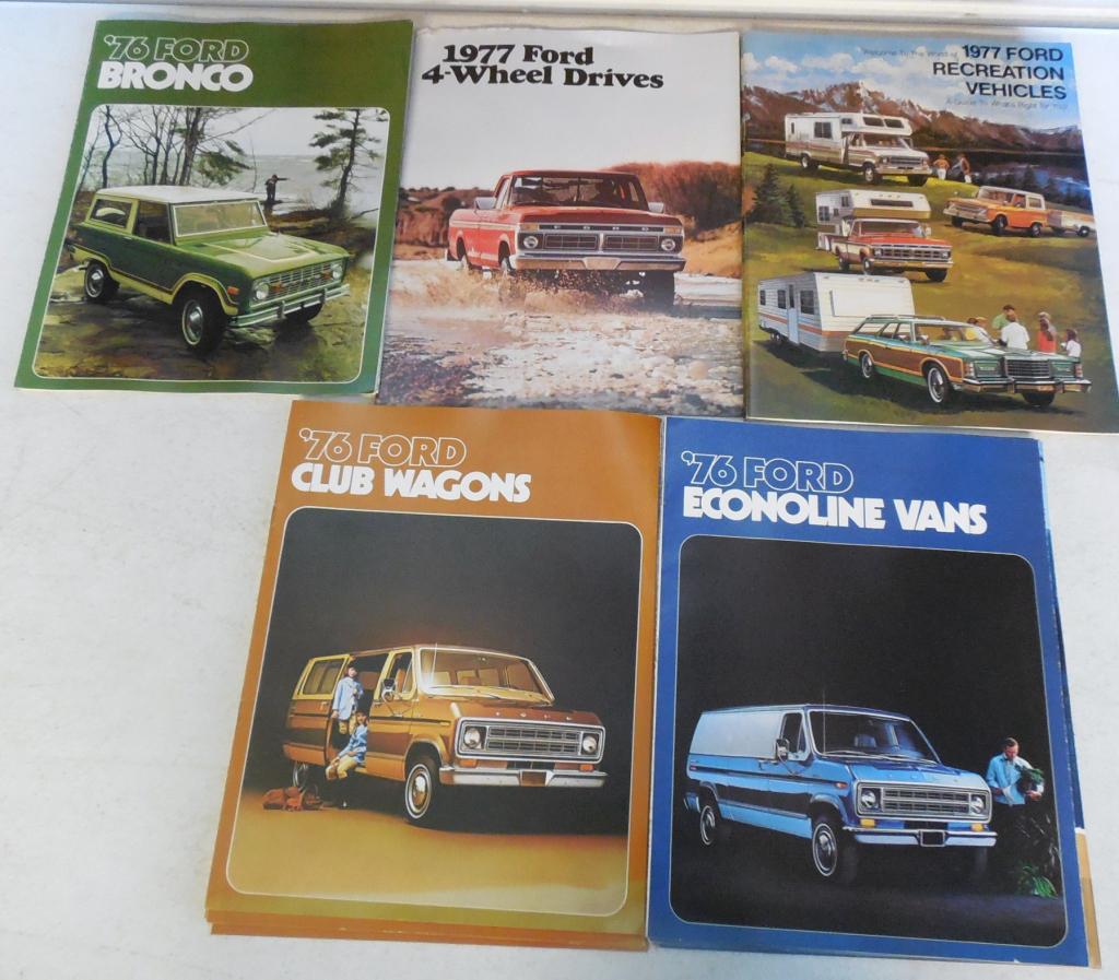 Brochures Approx. 20 Ford Trucks /Vans (1 of 1)