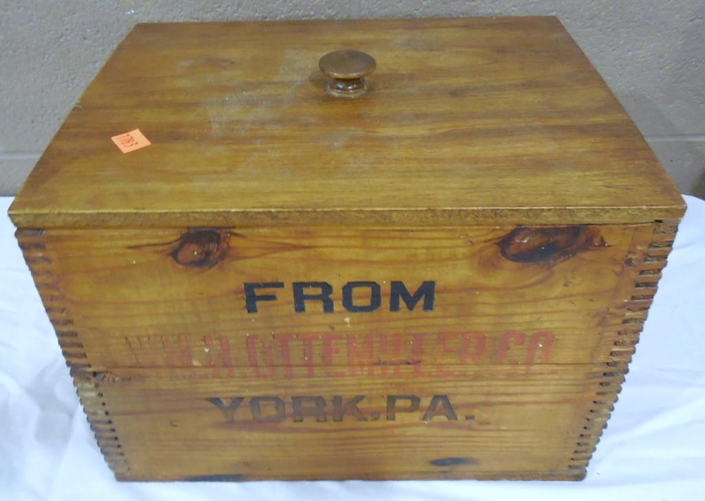 Wm. H. Ottemiller York, Pa Crate w/ Lid: 14'' x11'' 9'' Handmade Lid