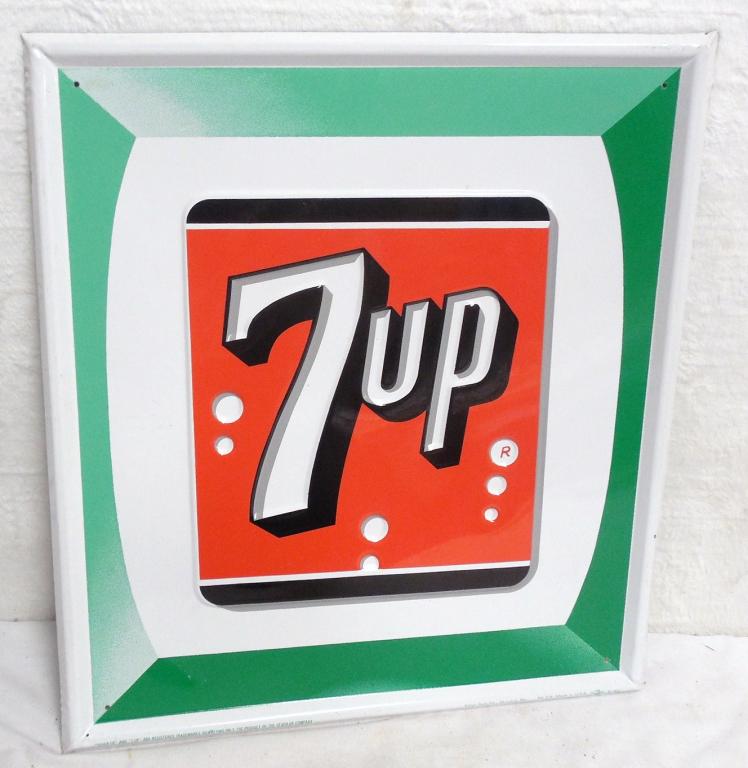 7-UP  Sign Paint on Tin doesn't lay flat warped but not (1 of 5)