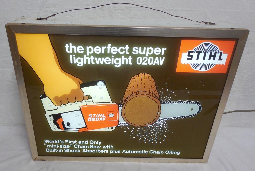 Stihl Chainsaw Hanging Light 19'' x 25'' working (1 of 4)