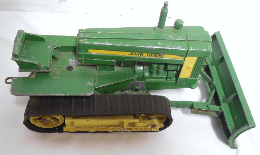 John Deere Crawler with Front Blade used see photos (1 of 3)