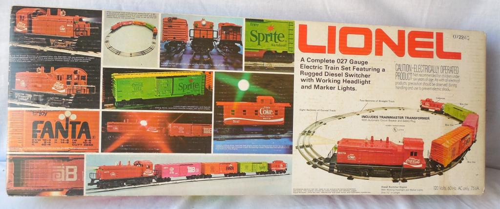 Lionel Train Set Complete in Box Coke Cars see photos: see photos Box is Approx.30'' Long