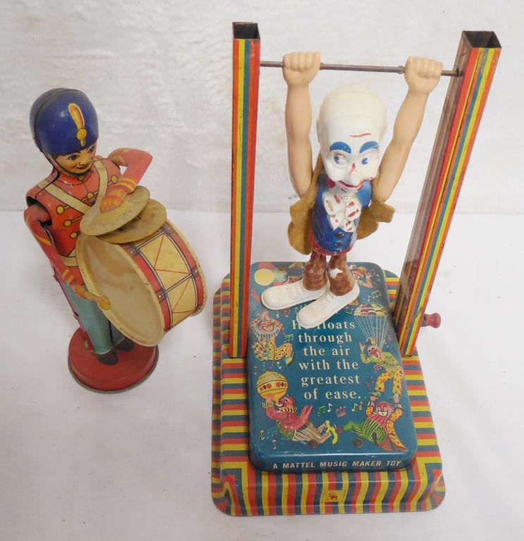 Chein Drum Major /Mattel Acrobat Wind-Ups drum major (1 of 7)