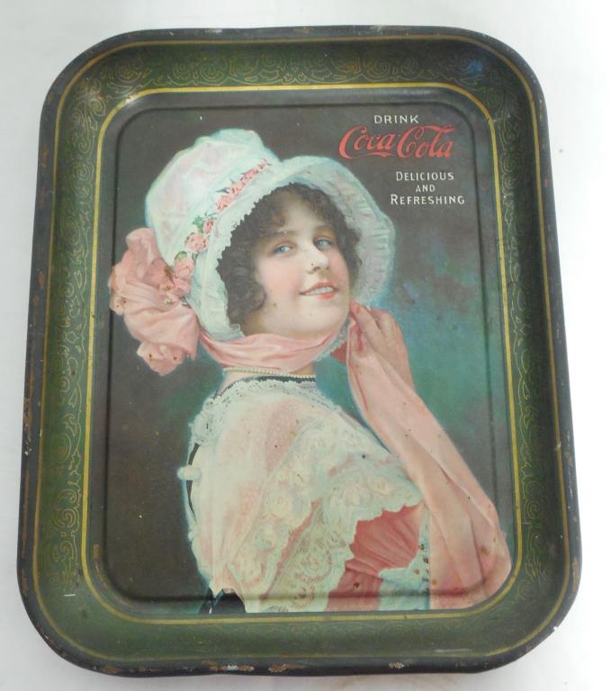 Metal Coca Cola tray worn (1 of 4)